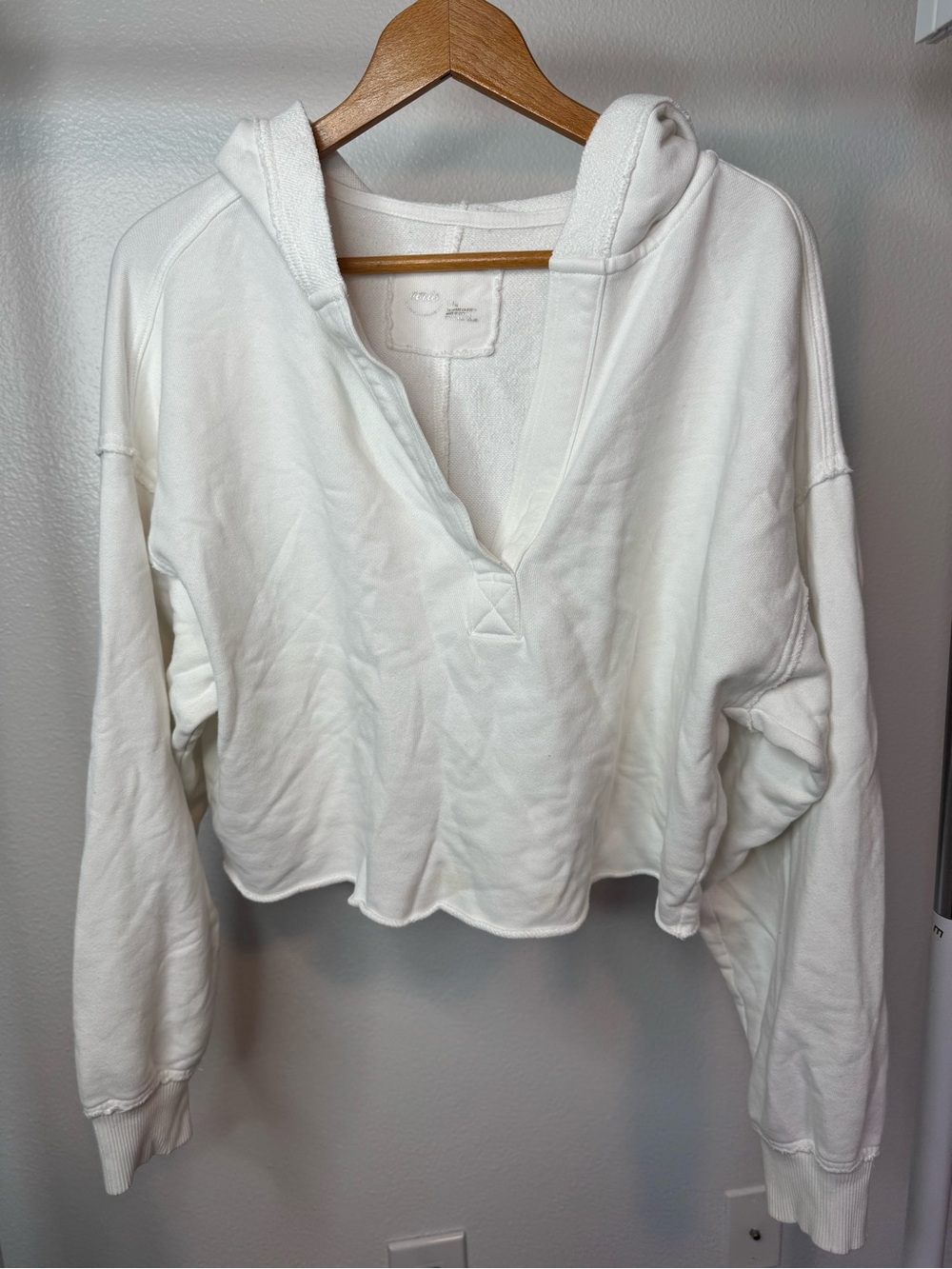 White Aerie Baggy Cropped Hoodie Top - Women